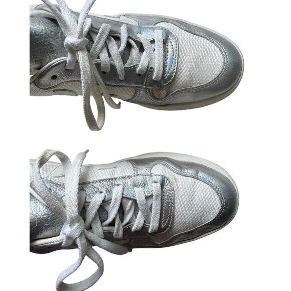 Veja V 10 Iridescent Metallic Sneakers Leather And Canvas White Silver Size 8 - Picture 9 of 13